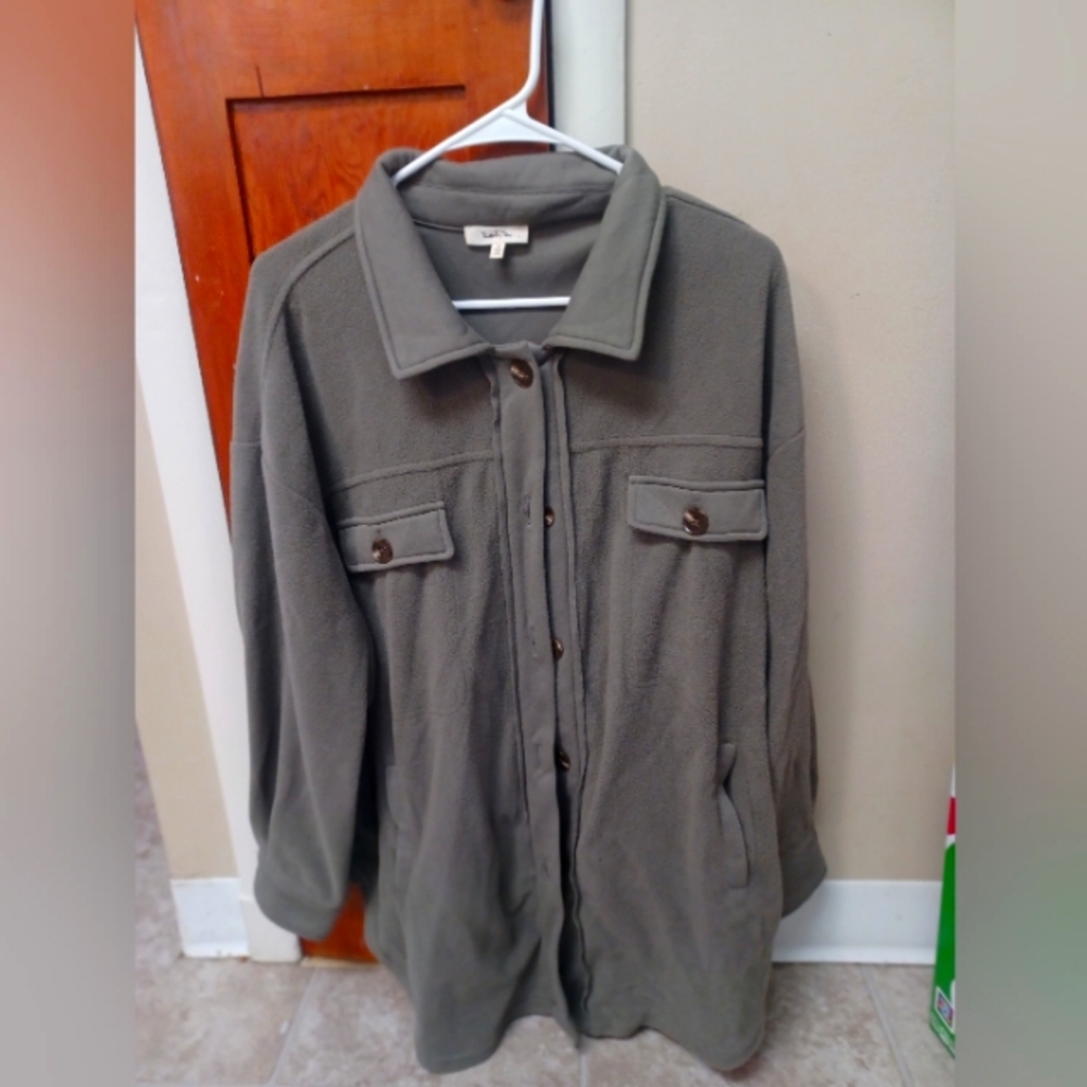 Oversized shacket. Fleece type material size S